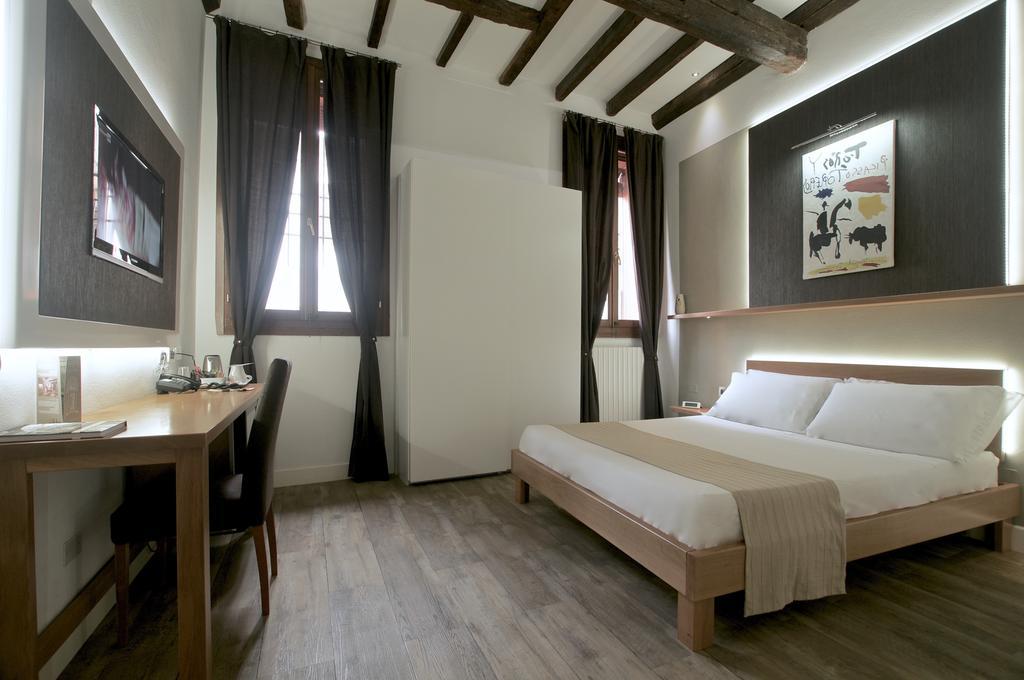 Alkimia Smart Rooms Феррара Екстер'єр фото