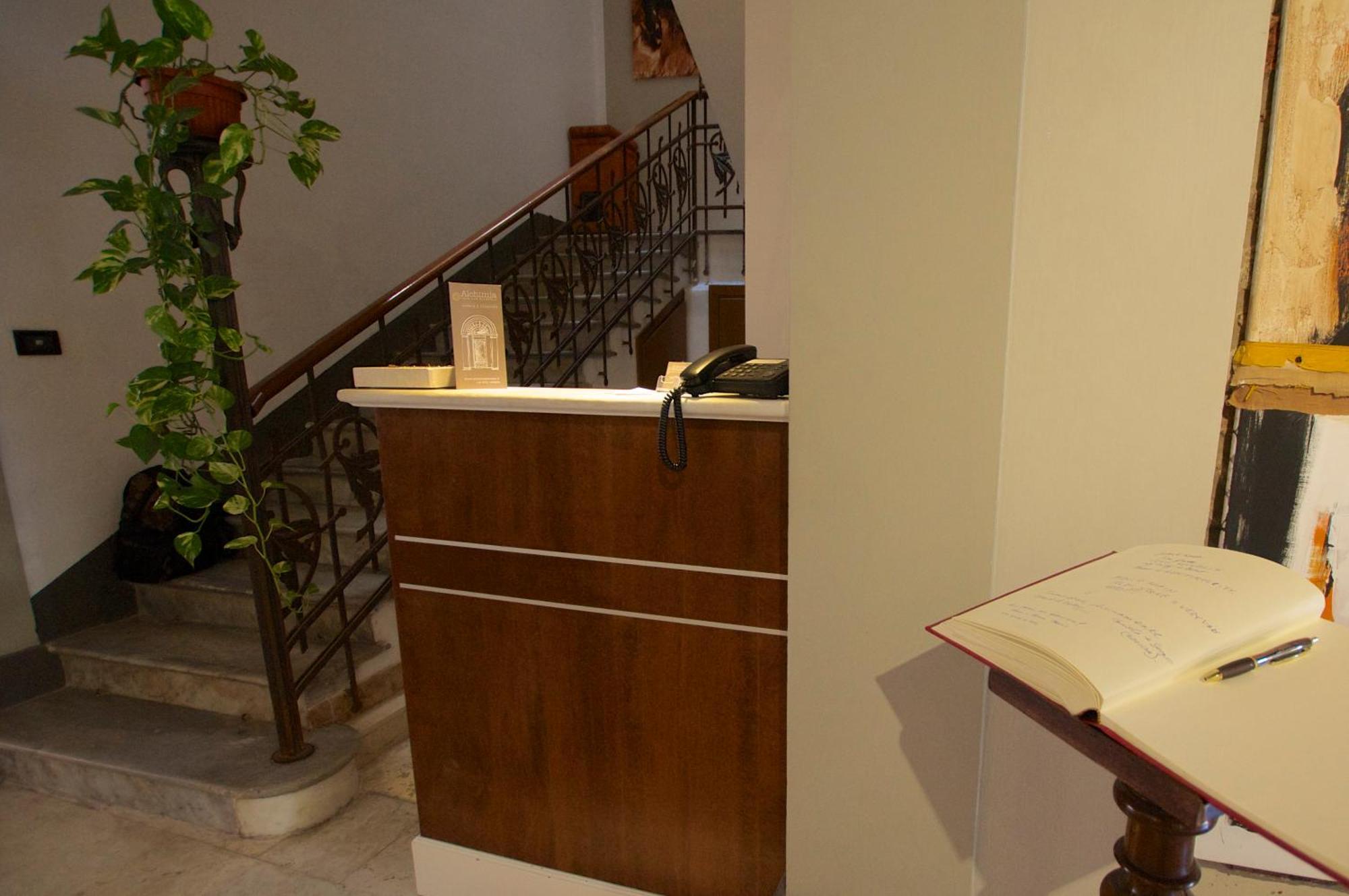 Alkimia Smart Rooms Феррара Екстер'єр фото